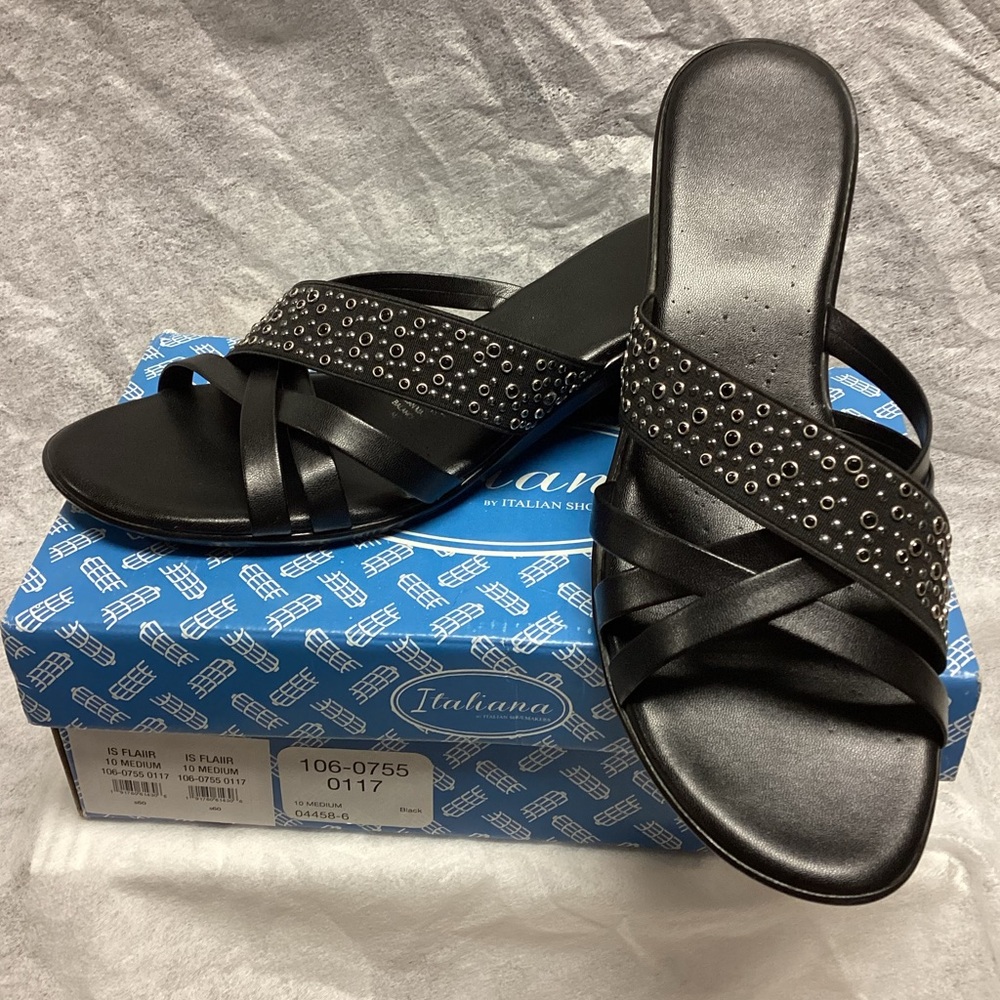 Italian Shoemakers IS Flaiir Black Silver Embellished Wedge Sandals * Size 10